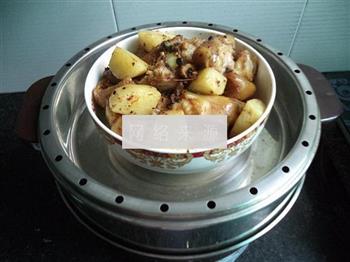 土豆蒸猪蹄的做法步骤10