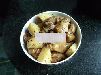 土豆蒸猪蹄的做法步骤9