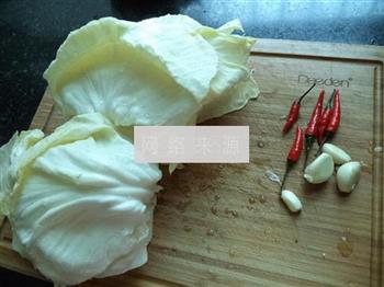 蒜香包菜的做法步骤3