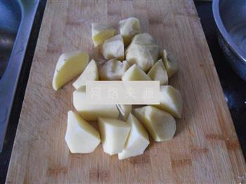 鸡肉烩土豆的做法图解2