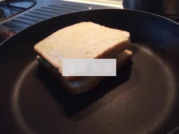 早餐鳄梨三明治的做法图解7