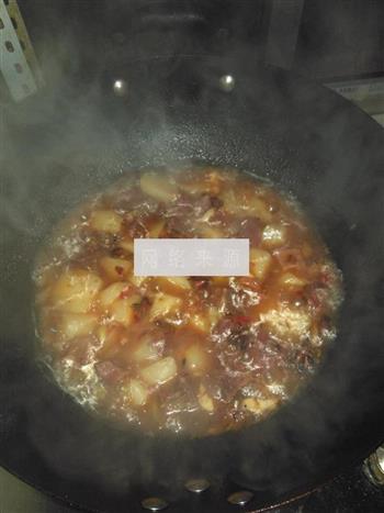 土豆烧牛肉的做法图解9