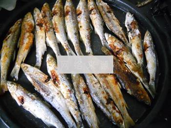 无骨香酥豆豉鱼的做法步骤3