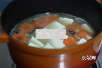 大虾豆腐煲的做法步骤6