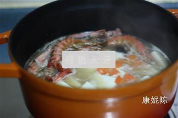大虾豆腐煲的做法步骤7