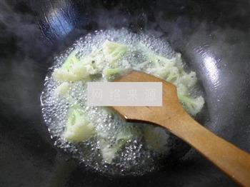 花菜粉皮煮莴笋的做法图解3