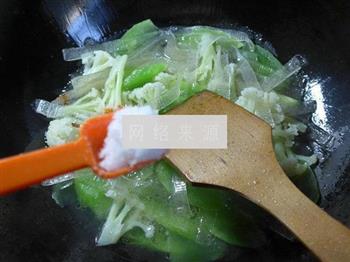 花菜粉皮煮莴笋的做法图解6