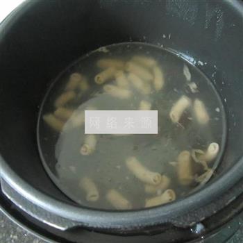 清炖小肠汤的做法步骤7