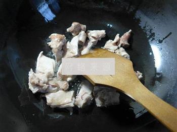 土豆烧兔肉的做法图解2