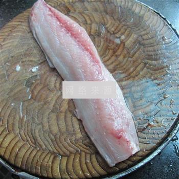 免熏腊鱼的做法步骤1