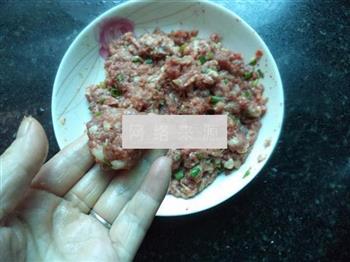 香烤荷叶肉丸的做法步骤2