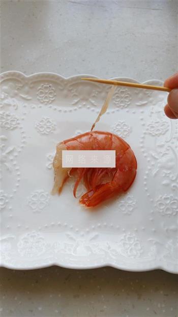 南美红虾配土豆泥的做法图解1
