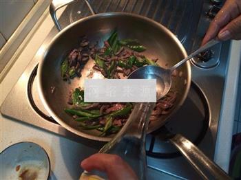 青椒爆炒牛肉丝的做法步骤4