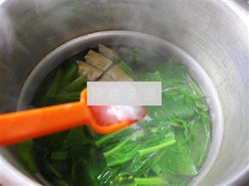 油菜蕻面结龙骨汤的做法步骤9