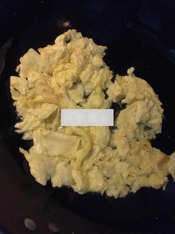 黄瓜木耳炒鸡蛋的做法步骤3