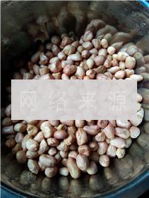 炸花生米的做法步骤2