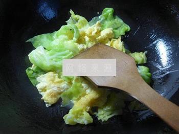 牛肉酱鸡蛋炒圆白菜的做法步骤8