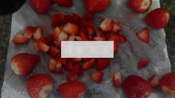 舒芙蕾草莓卷的做法图解1