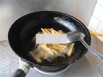 炸土豆条的做法步骤4