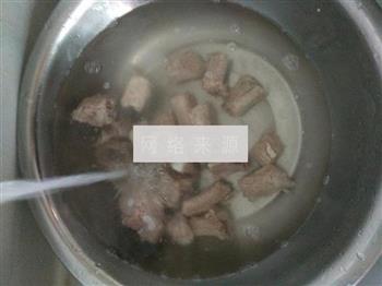 木瓜排骨汤的做法步骤3