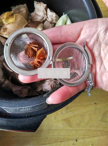 香菇莲藕炖排骨的做法步骤11