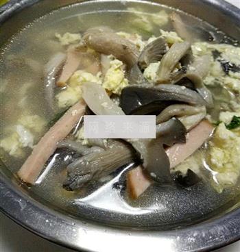 蘑菇鲜汤的做法步骤6