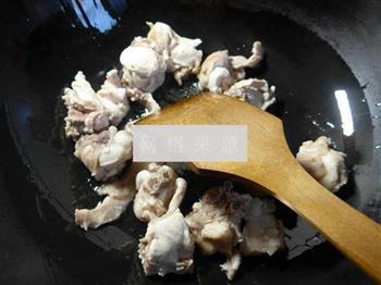 油豆腐烧兔肉的做法图解2