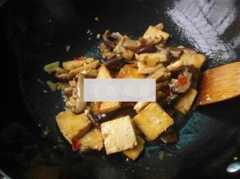 农家煎豆腐的做法图解12