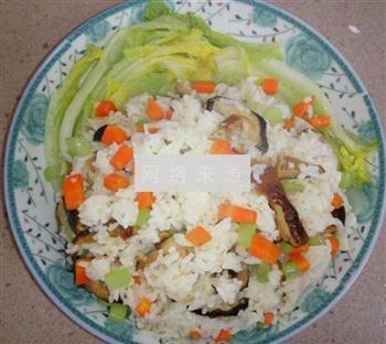 鲜蔬香菇炒饭的做法步骤6