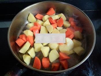 杂蔬小牛腩浓汤的做法步骤9