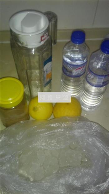 冰糖柠檬水的做法步骤1