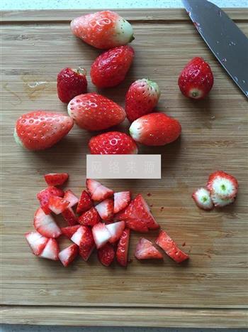 六寸草莓酸奶慕斯的做法图解6