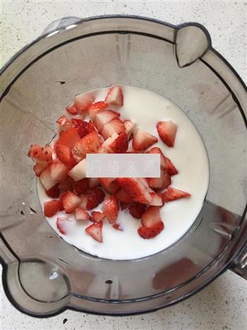 六寸草莓酸奶慕斯的做法图解7