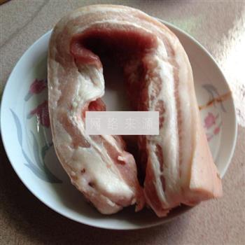 南乳红烧肉的做法步骤1