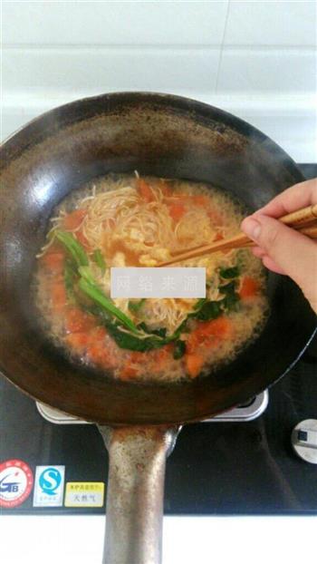 一碗热汤面的做法图解6