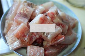 苏式五香熏鱼的做法步骤3