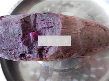 黑米紫薯粥的做法步骤2