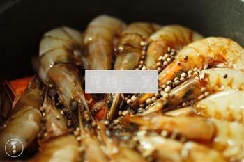 黑胡椒干锅虾的做法步骤6