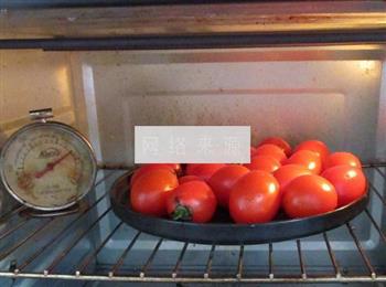 罗勒蒜蓉烤番茄的做法步骤2