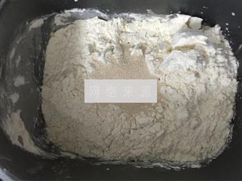 中种法奶酪面包的做法步骤3