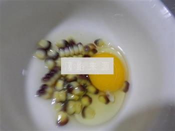 紫玉米蛋饼的做法图解3