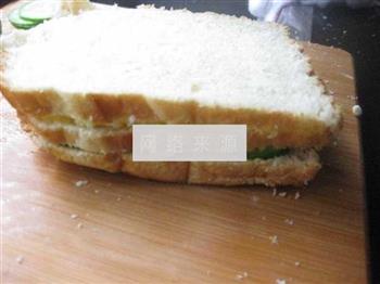 黄瓜鸡蛋三明治的做法图解7