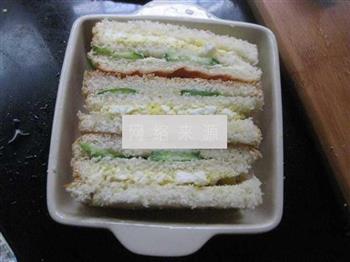 黄瓜鸡蛋三明治的做法步骤9