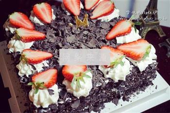 草莓黑森林蛋糕的做法步骤16