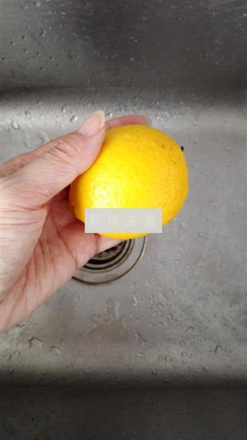 柠檬拌紫甘蓝的做法步骤1