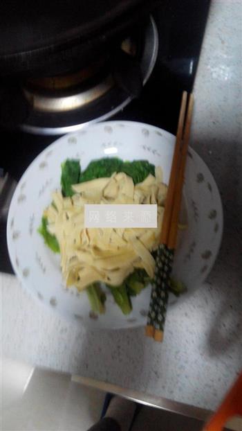 蚝油生菜豆腐皮的做法步骤3
