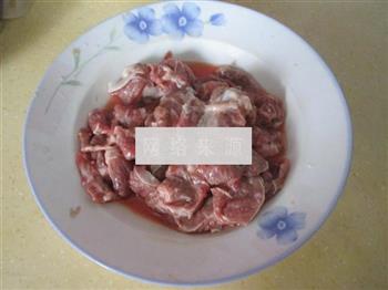 番茄牛肉浓汤的做法图解2