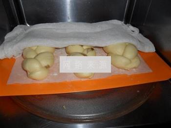 无黄油奶酥辫子面包的做法步骤10
