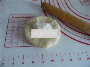 糖椰蓉面包大饼的做法步骤8