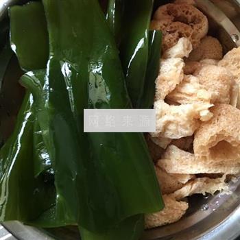 竹荪海带排骨汤的做法步骤3
